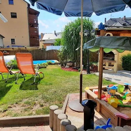 Und Buettner Apartman *